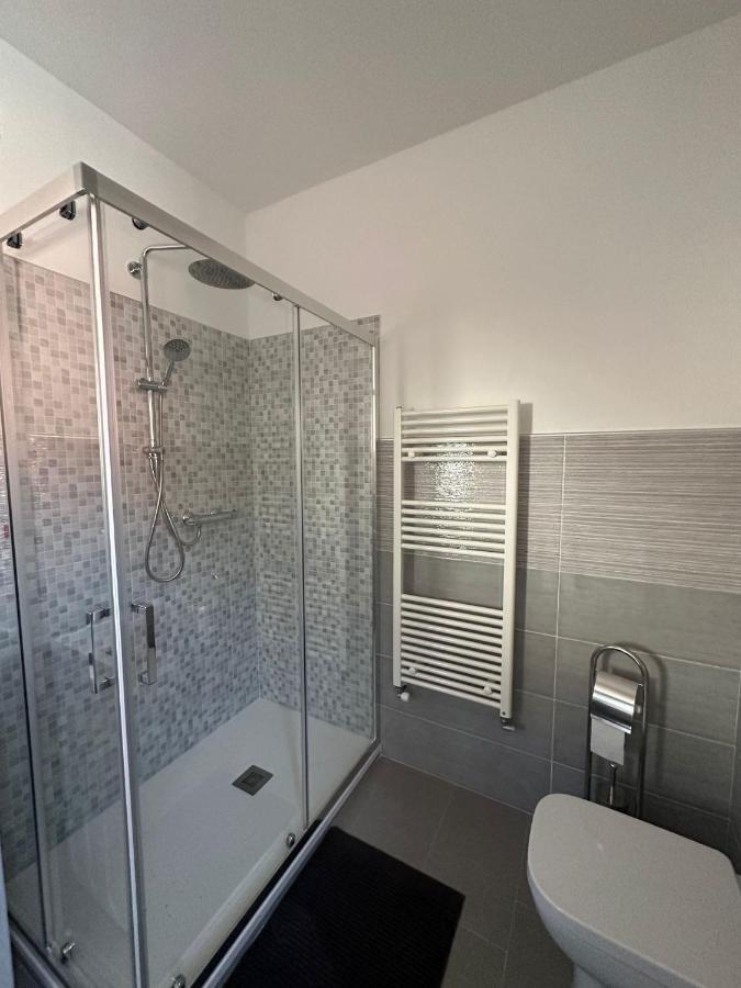 Lux Domus Apartment Montoro Inferiore Bagian luar foto