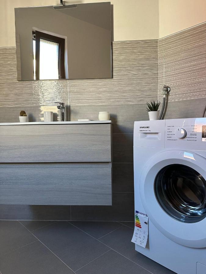 Lux Domus Apartment Montoro Inferiore Bagian luar foto